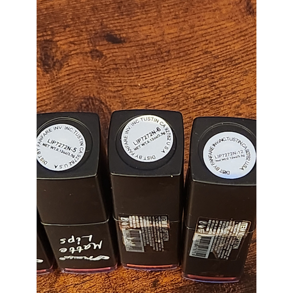 Bundle Of 5 Amuse Matte Lipstick Multi Color - Picture 5 of 5